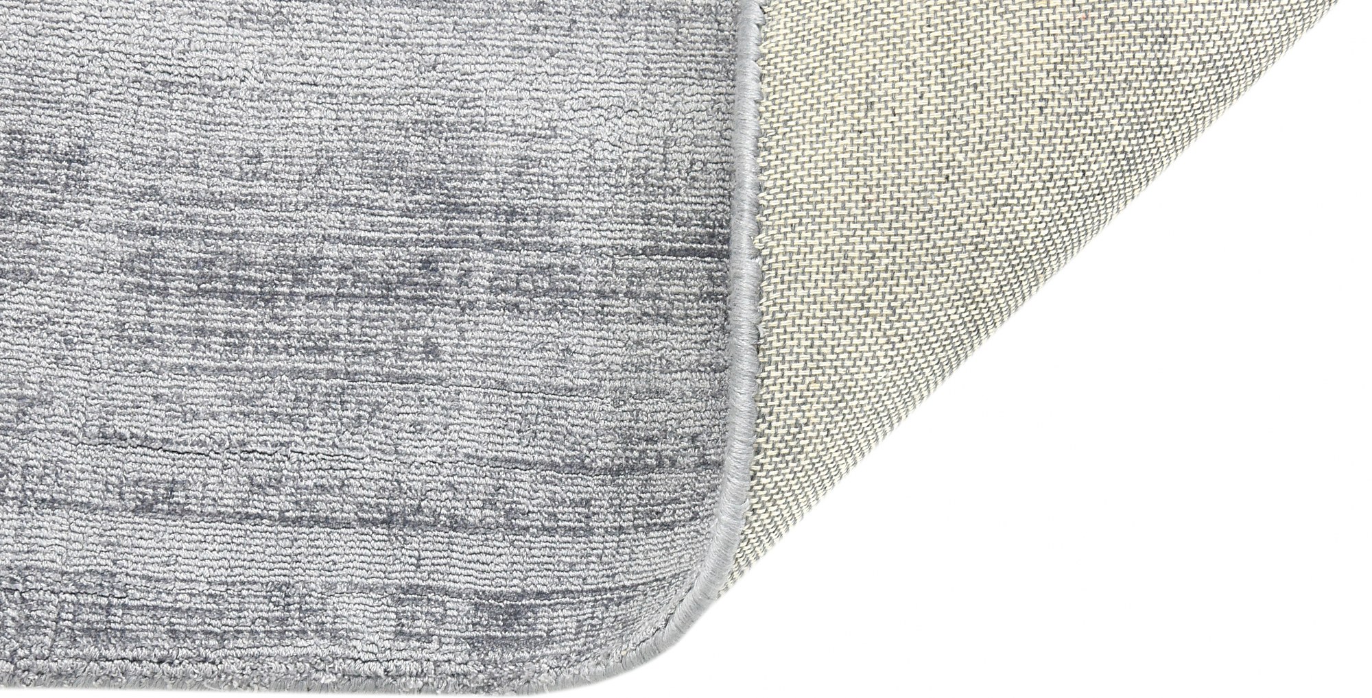 Tip-Shara_Silver-Grey_Aura (5)
