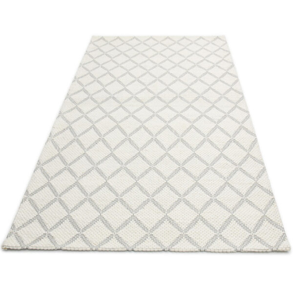 Modern Jaquard Woolen White Carpet