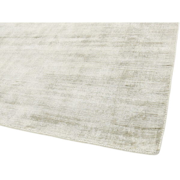 Aura De Luxe Ivory Premium Rugs