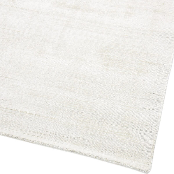 Aura De Luxe Cream Premium Rugs